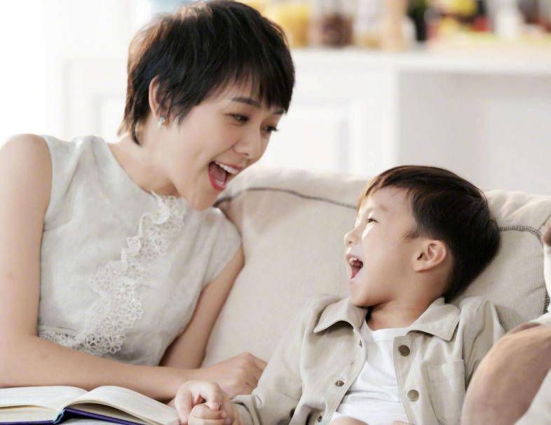 有二胎10岁沐沐帮助妈妈管教妹妹哥哥力爆棚PG麻将胡了免费试玩模拟器汪涵妻子公开坦白(图6)